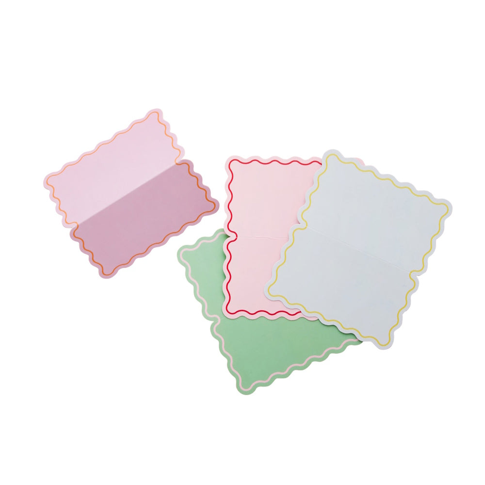 Bright Banquet Wavy Edge Place Cards 8pk