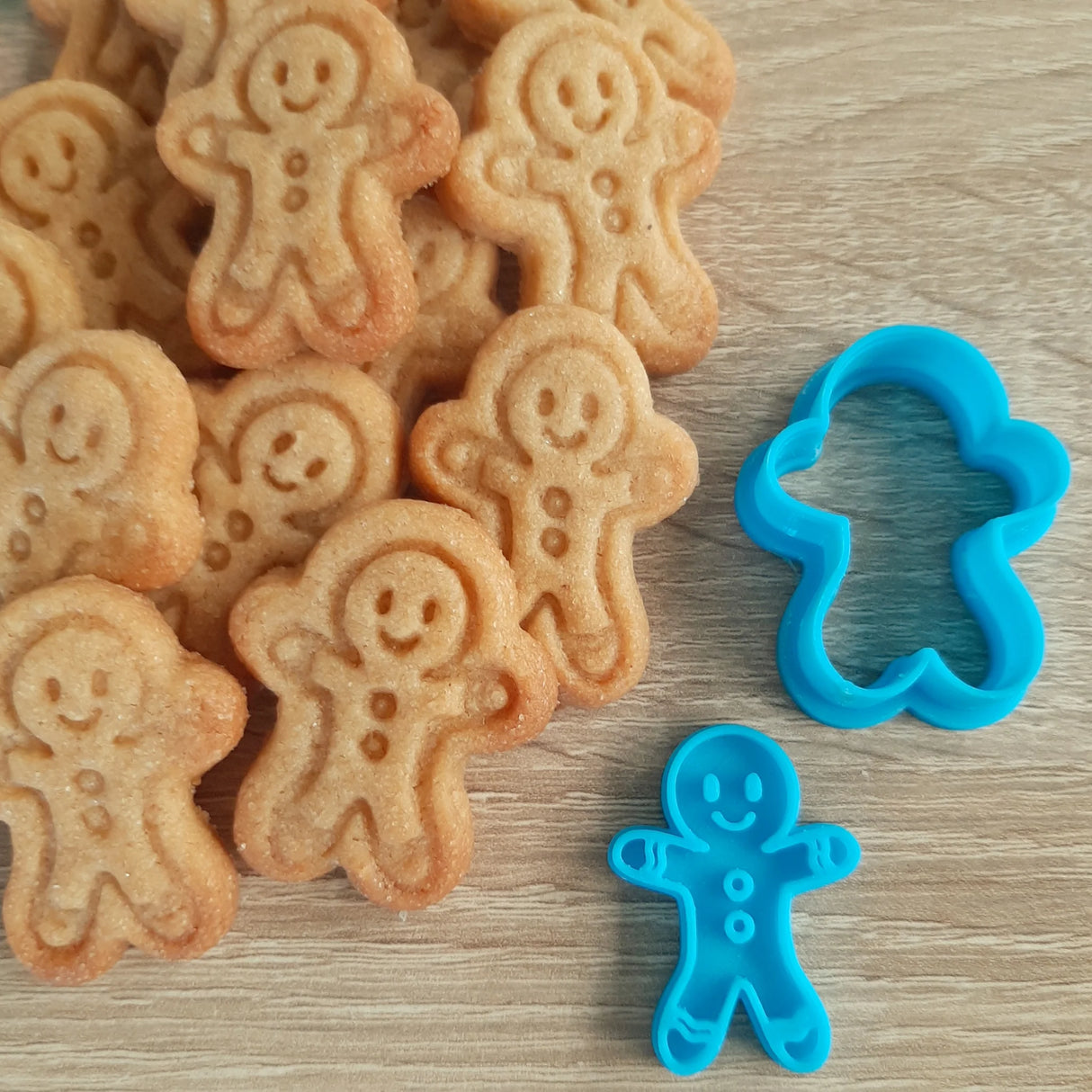 Mini Gingerbread Man Cookie Cutter & Embosser