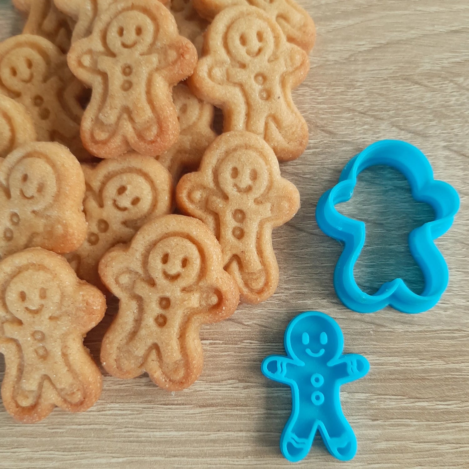 Mini Gingerbread Man Cookie Cutter & Embosser