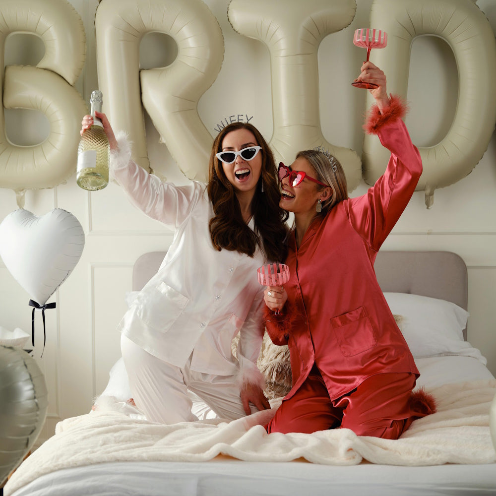 She's Tying the Knot Balloon Ceiling Kit