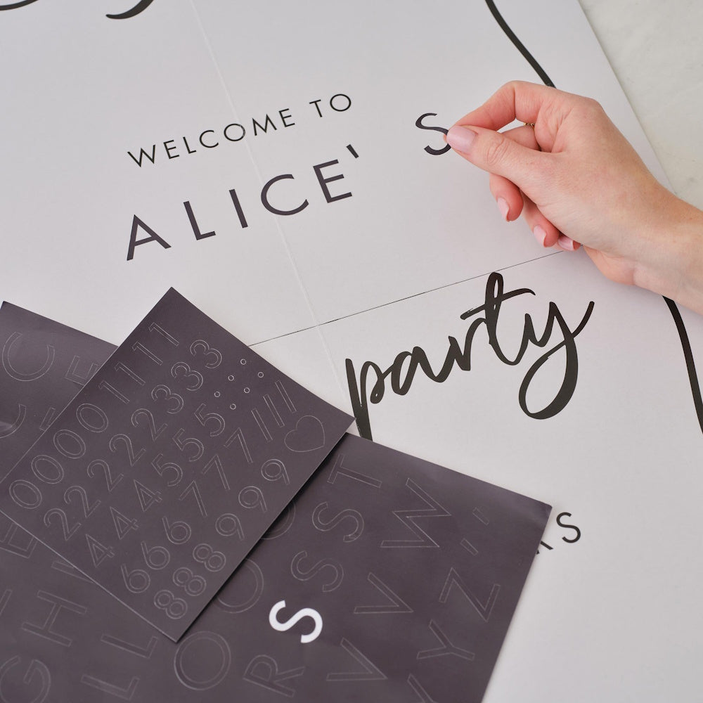 She's Tying the Knot Hen Party Welcome Sign