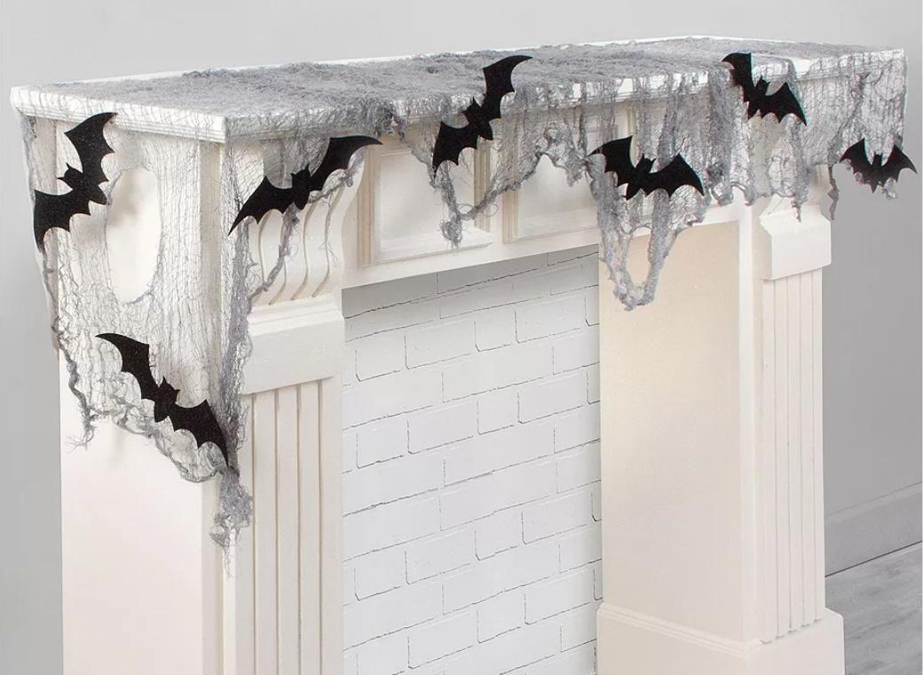 Glittered Bats & Gauze Decorating Kit