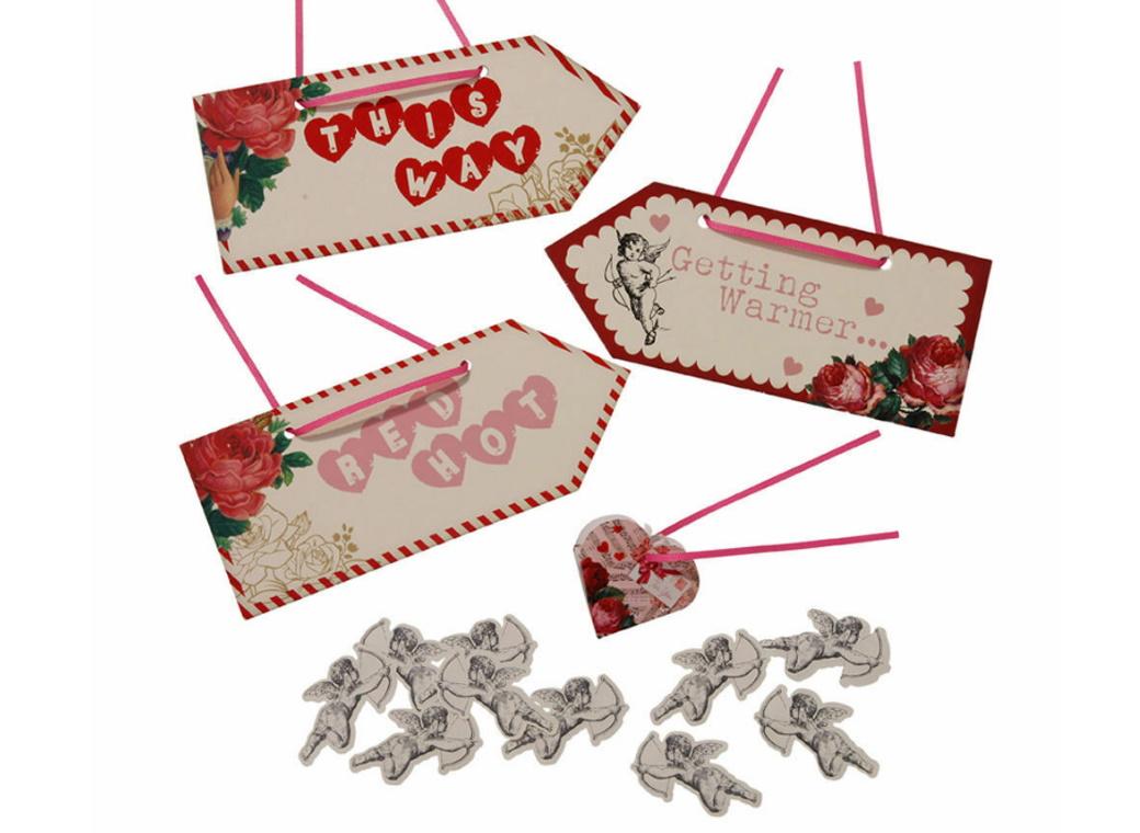 Romantic Love Hunt Kit