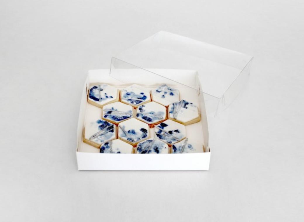 LOYAL Clear Lid Biscuit Box 6 x 6in