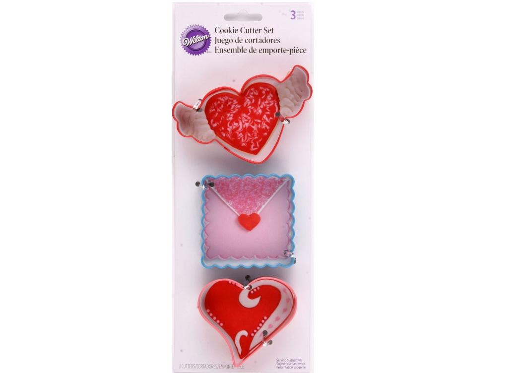 Wilton Hearts A Flutter 3pce Cookie Cutter Set