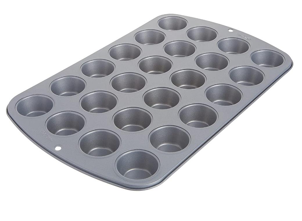 Wilton Recipe Right Mini Muffin Pan 24 Cup
