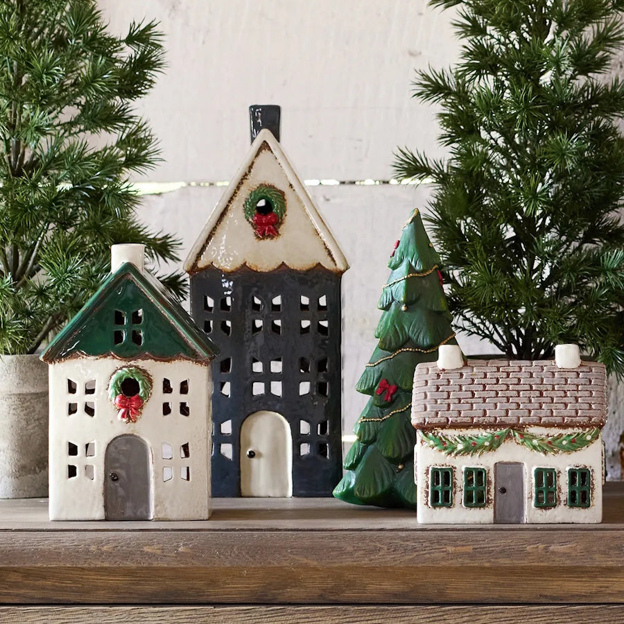 Alsace Tea Light House Blue with Wreath Large