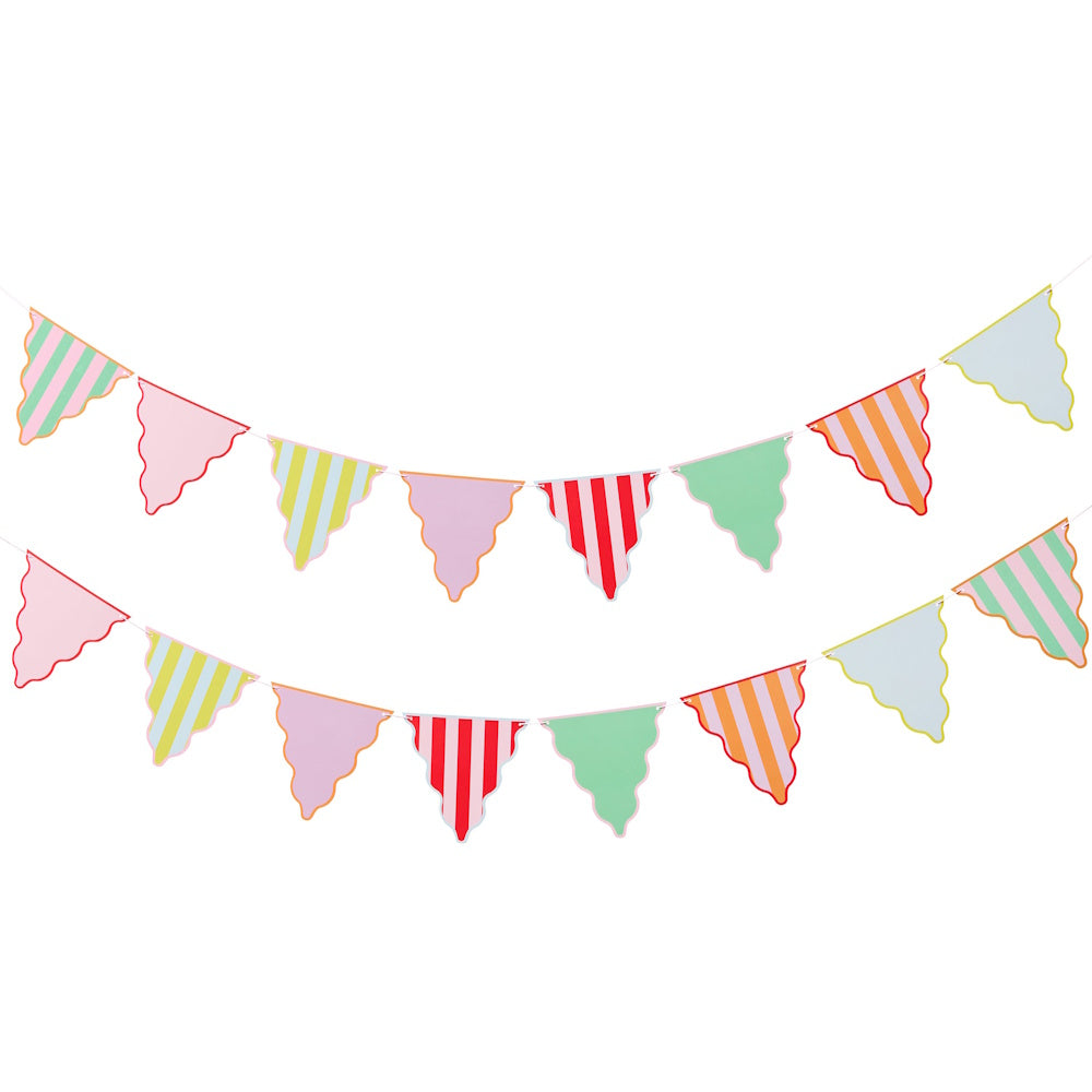 Bright Banquet Wavy Flag Bunting
