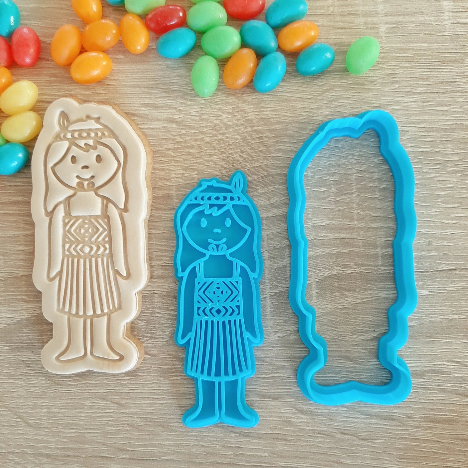 Kapa Haka Kōtiro (Girl) Cookie Cutter & Embosser