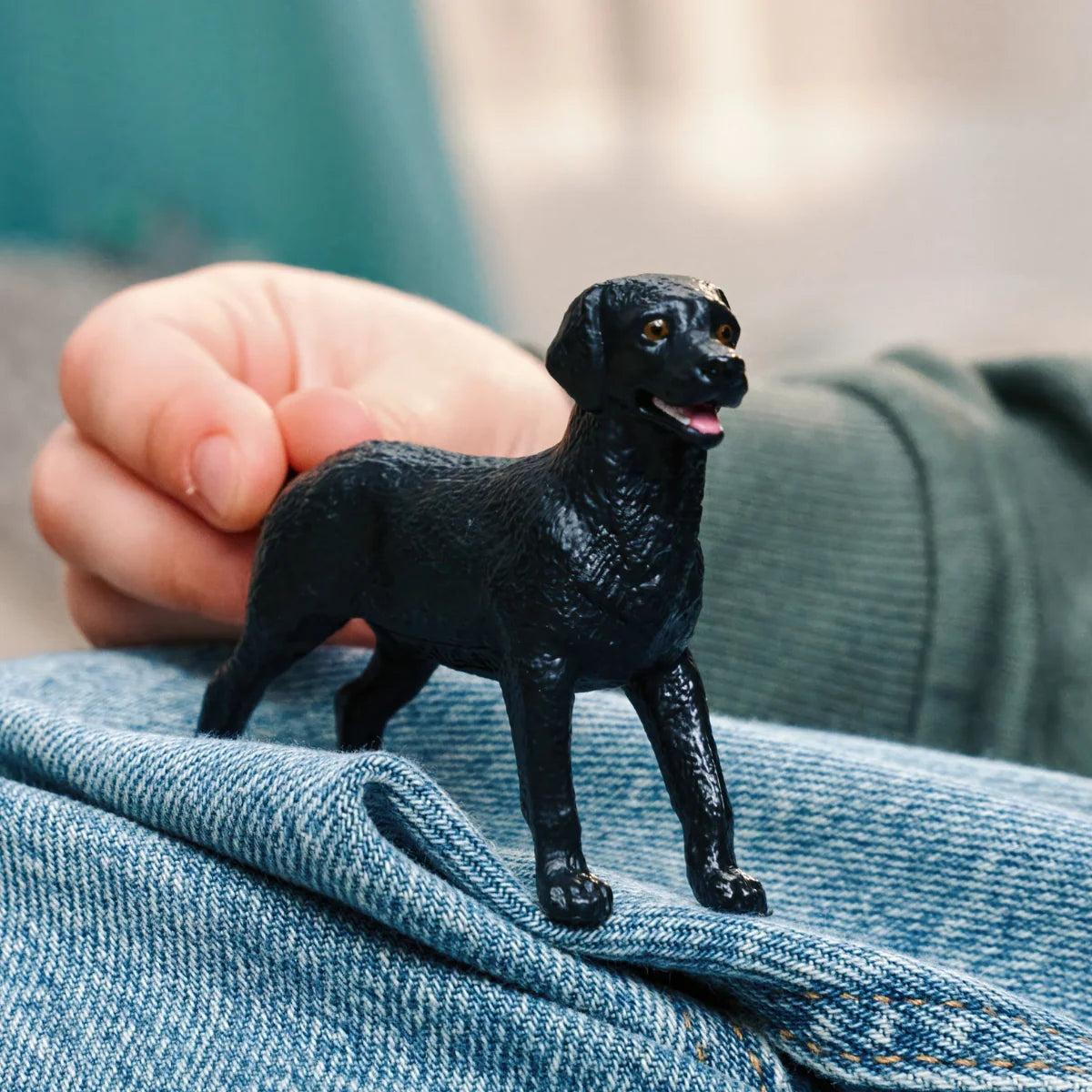 Schleich Black Labrador Retriever female