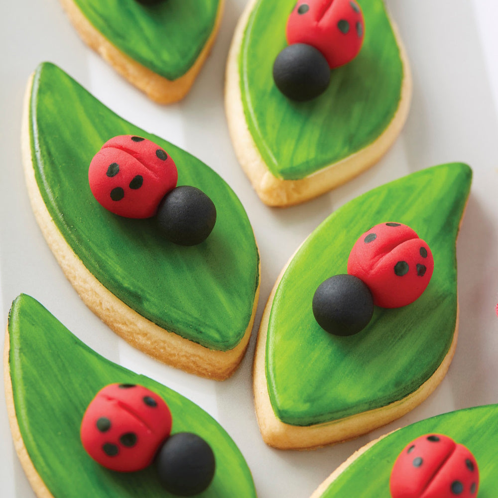 Wilton Leaf Green Icing Colour **BB 10/24**