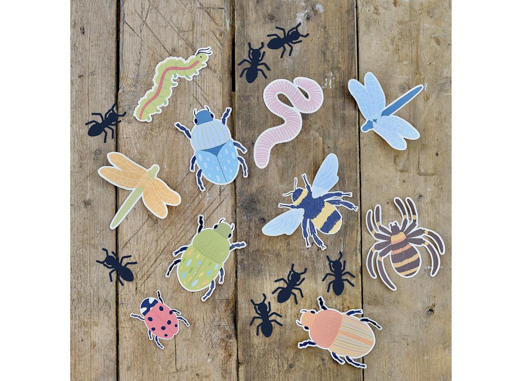 Bugging Out Wall Decorations