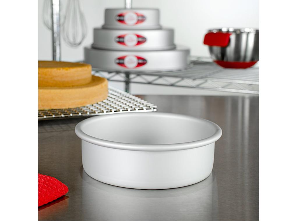 Fat Daddio's Round Cake Pan 2in x 6in
