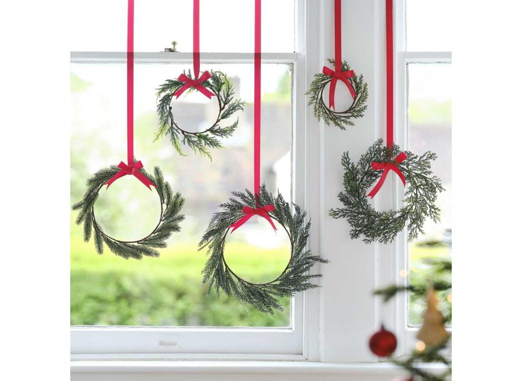 Hanging Christmas Wreath Decorations 5pk