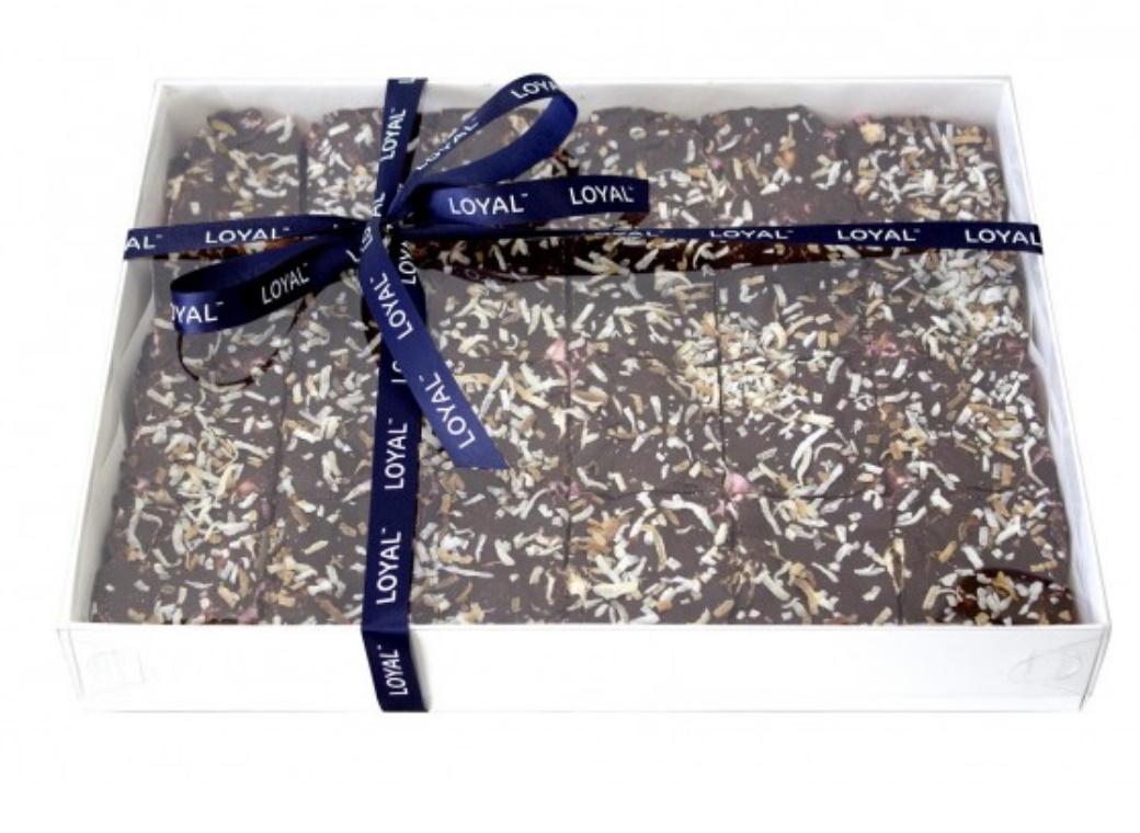 LOYAL Clear Lid Biscuit Box 12.5 x 10in