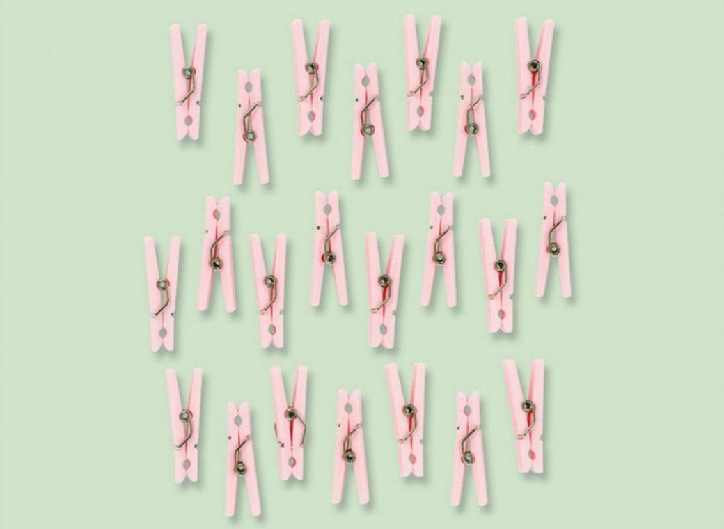 Baby Shower Mini Clothes Pegs 24pk Pink